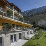 Апартаменты Dreizimmerwohnung Mit Teilweiser Seesicht By Interhome Мальчезине