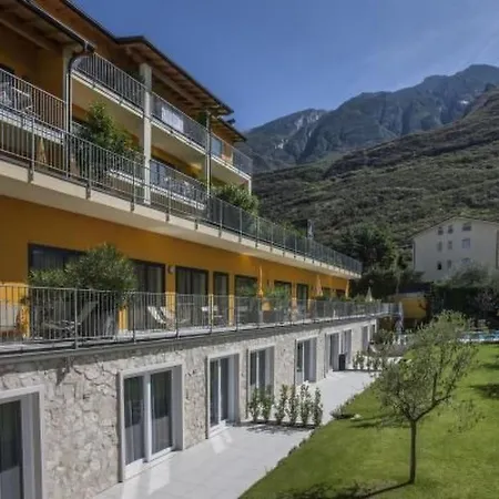 Apartman Dreizimmerwohnung Mit Teilweiser Seesicht By Interhome Malcesine