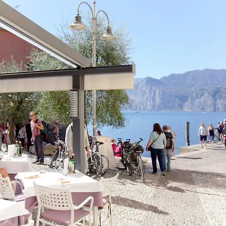 Apartman Dreizimmerwohnung Mit Teilweiser Seesicht By Interhome Malcesine